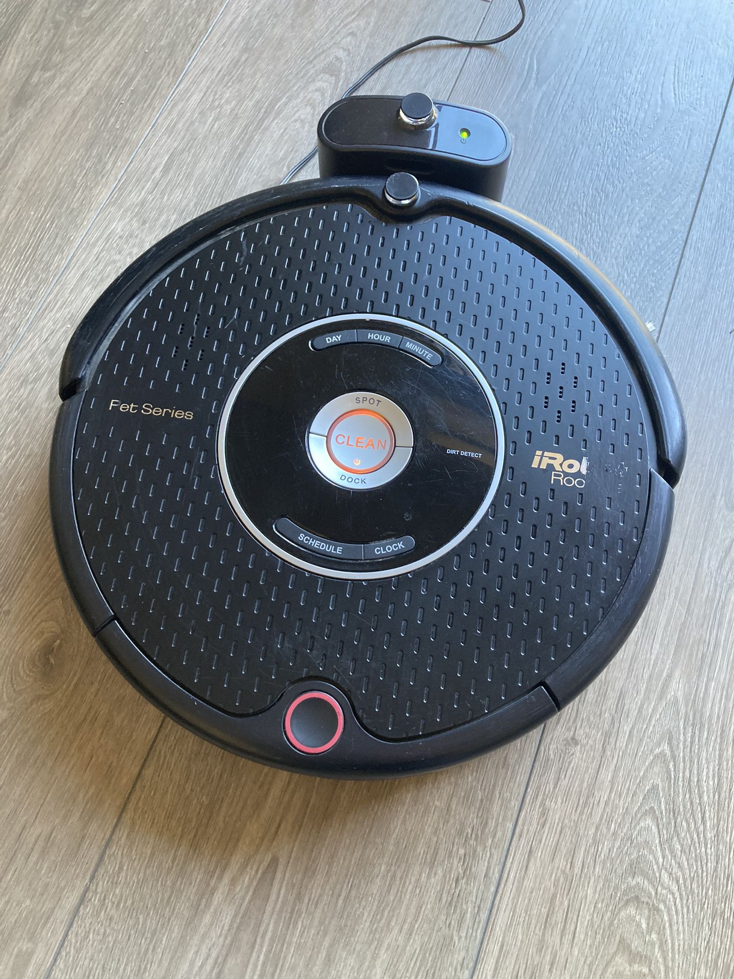 Roomba 595 Fet Series iRobot Vacuum 