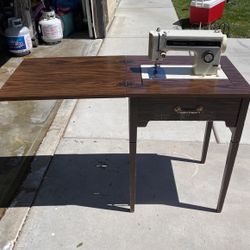 10 Stitch Sewing Machine 