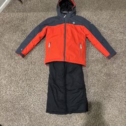 $20 Boys Snow Jacket 9-10 Yrs/ Pants Size 5/6