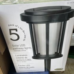 5 Solar LED Pathway Lights