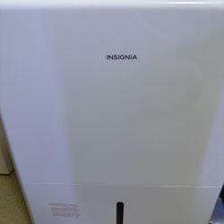 Insignia Dehumidifier - Energy Save 