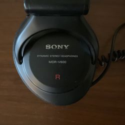 Sony MDR-V600
