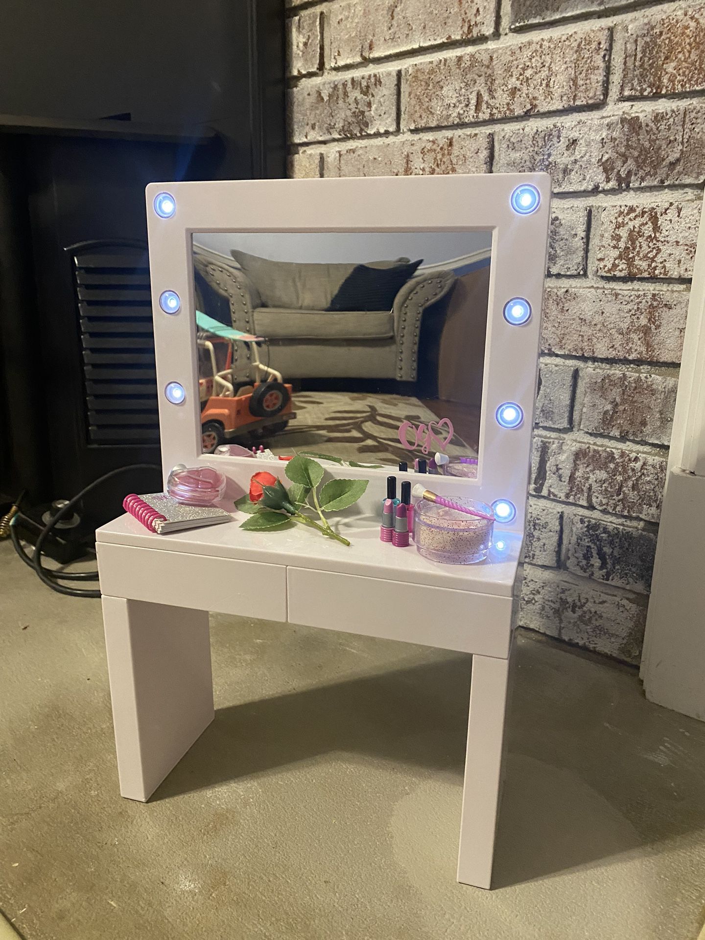 Our Generation Doll Stage Mirror And Accessories