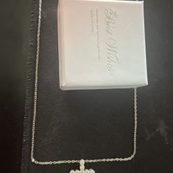 Moissante Cross Necklace 💎