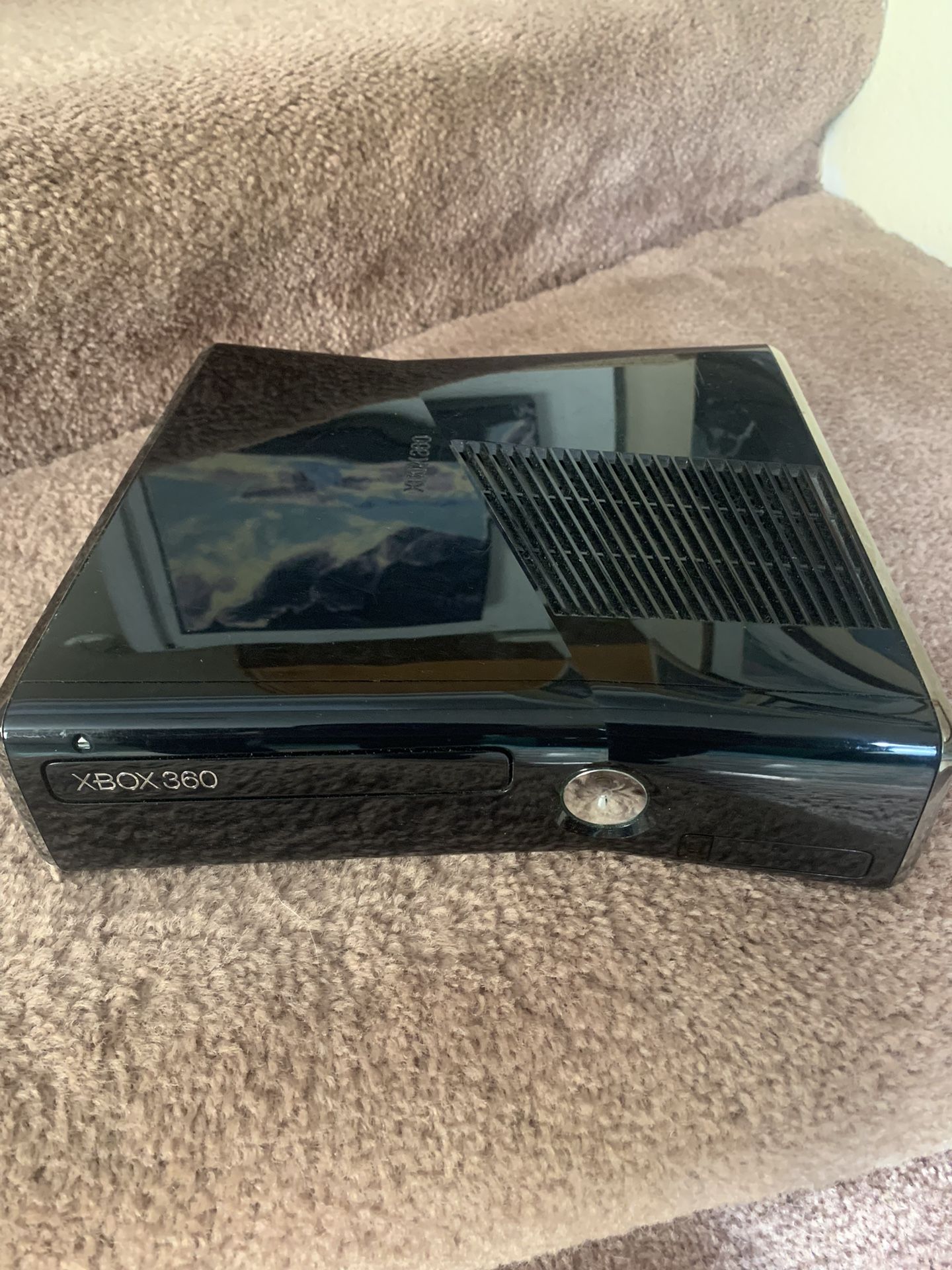 Xbox 360 S Console