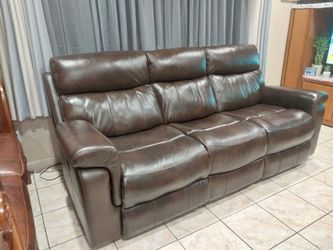 Reclinable Sofa