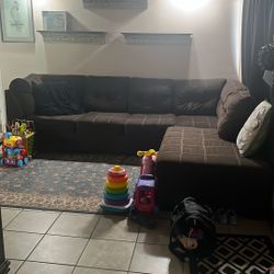 Sectional Couch 