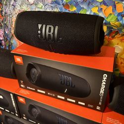 JBL - (Charge Wi-Fi SE) Outdoor Speaker ~ Wi-Fi Streaming, Deep Bass, IP67 Waterproof, Long Battery Life