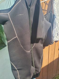 Wetsuit XL $30 I Have 2 For $50
