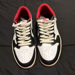 Low Top Travis Scott Jordans