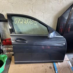 Mercedes C Class Front Passenger Door 