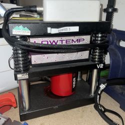 Low Temp Industries Rosin Press