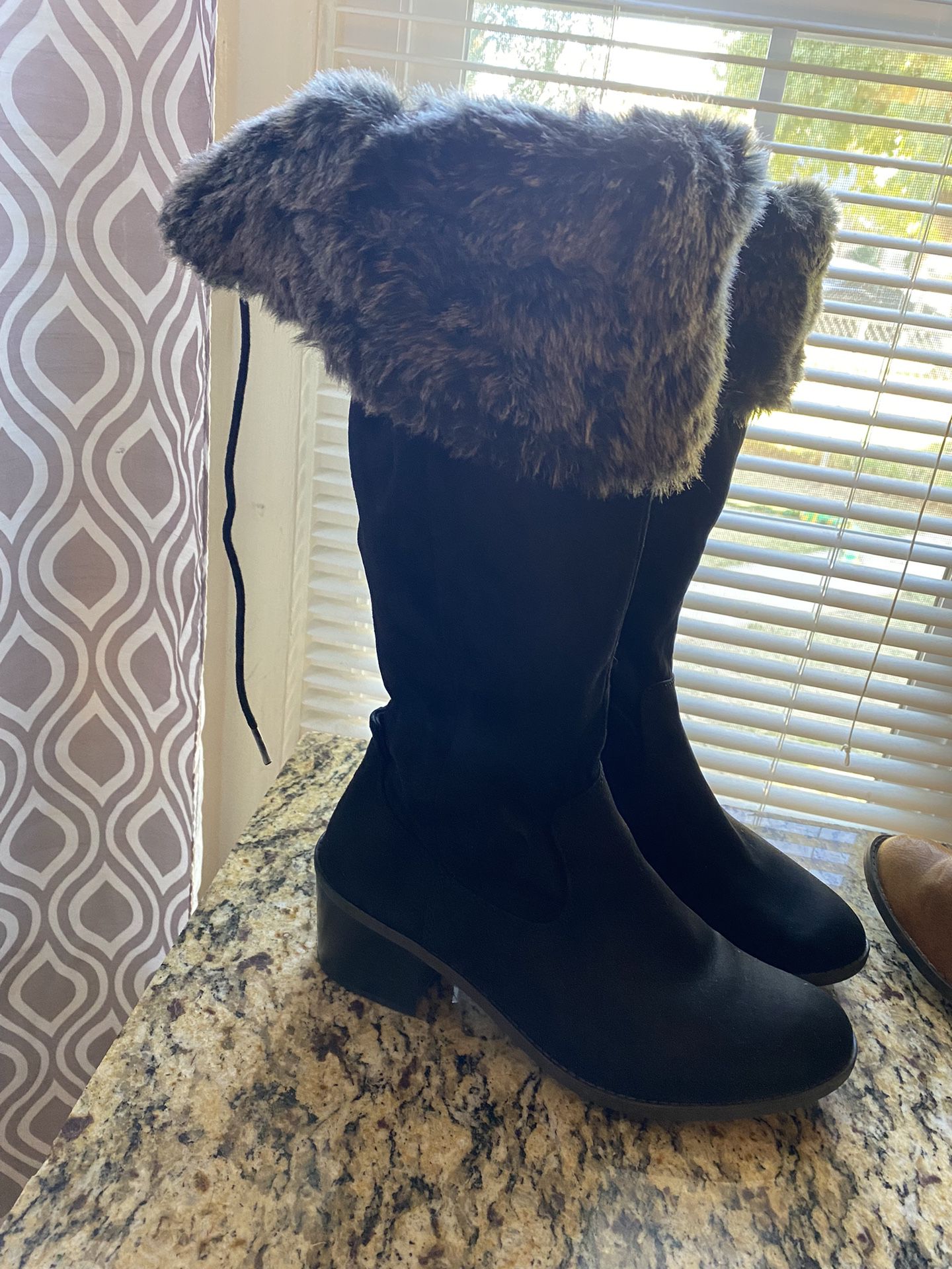 Black Fur Boots Very Good Condition Size 11 Reduced Size To A 10