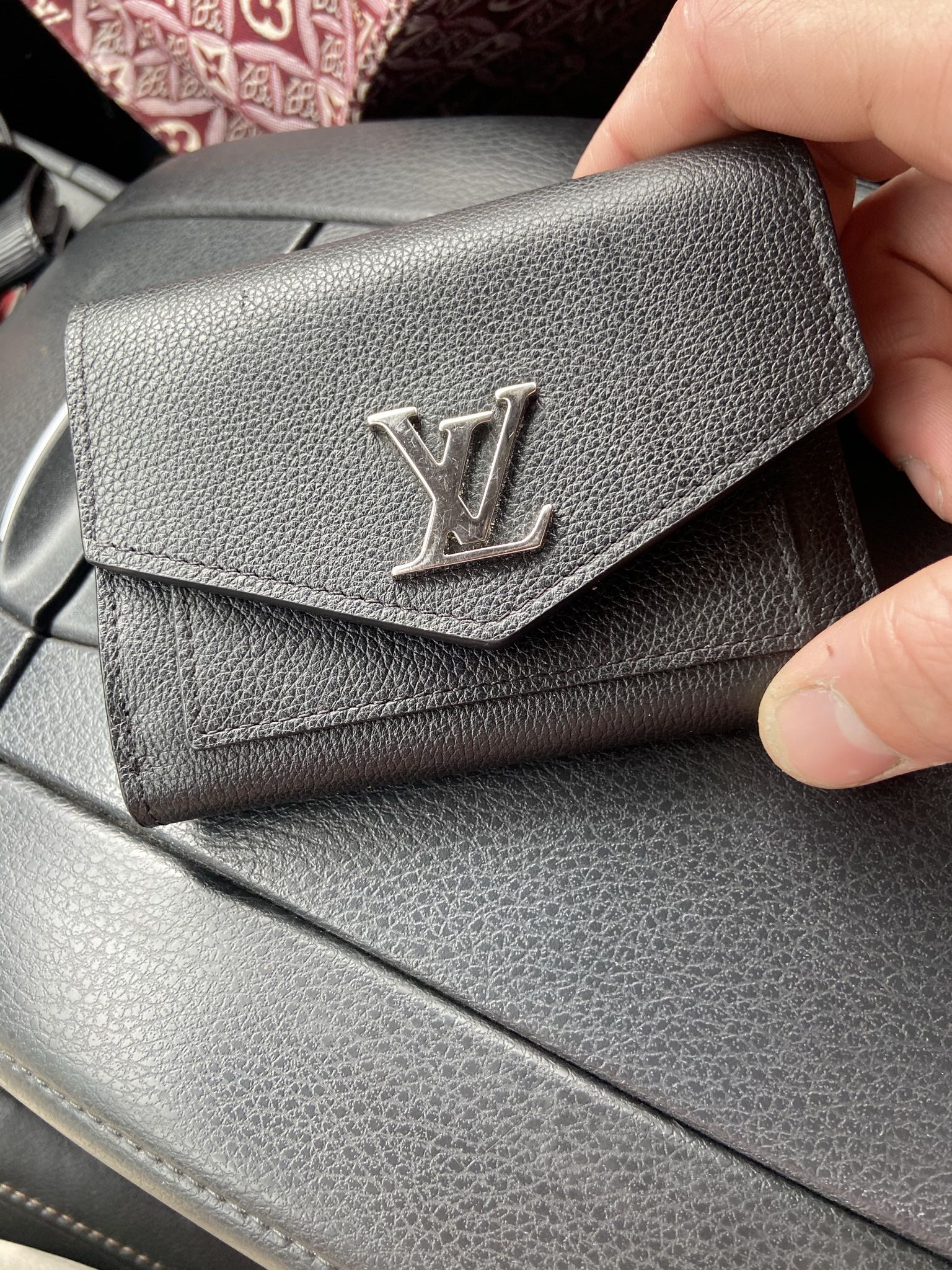 2 SeparateLouis Vuitton Black leather Wallets (separate Or Pair)