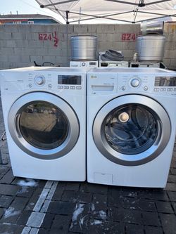 LG gas washer and dryer set