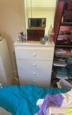 2 Dressers