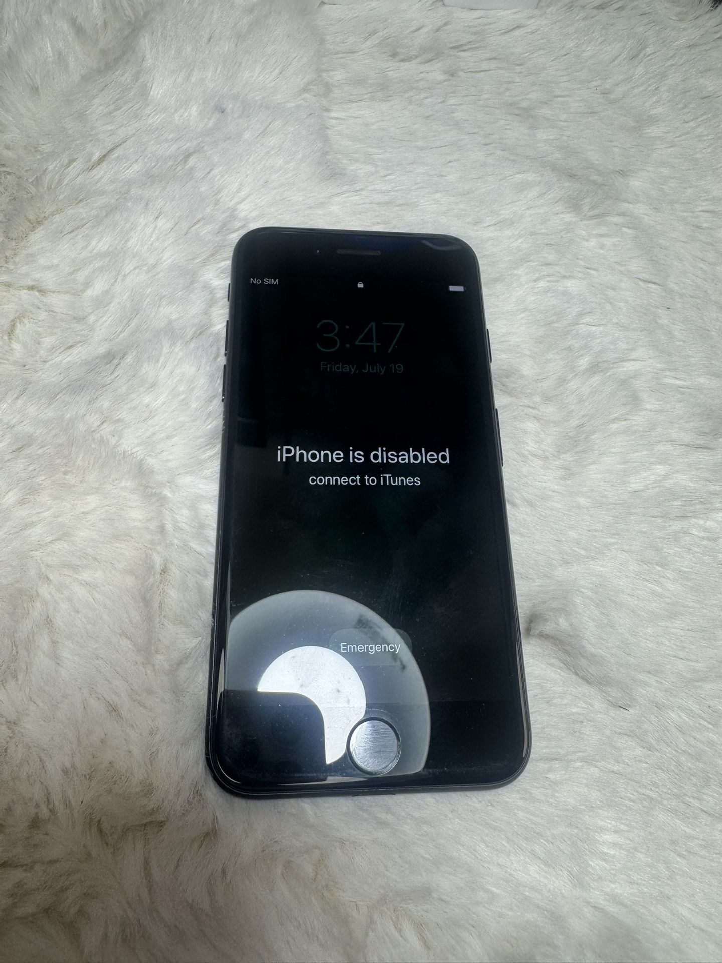 Apple iPhone 7 black (for parts or repairs) read