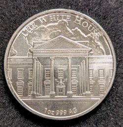 Trump silver coin