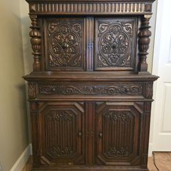 Rare 1920s Jacobean 9 Piece Dining Room Set