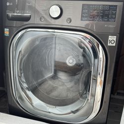 LG ThinQ Washer and Dryer Set 