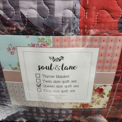 New Queen Size Quilt Set