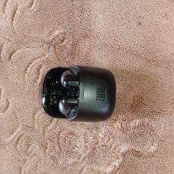 JBL Air Pods Perfect Condition 