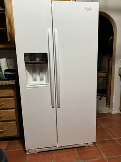 Whirlpool Refrigerator/freezer/ice Maker
