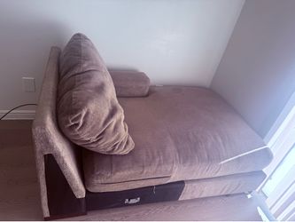 Sectional couches
