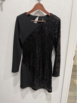 Versona size small