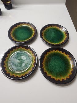 Set of 4 Vintage Emerald Green Crackle Glaze Mini Plates - 5.25"