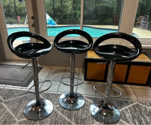 Set of 3 Black Adjustable Bar Stools