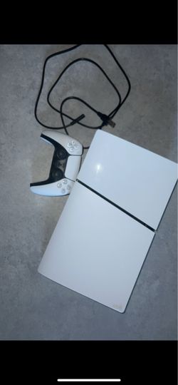 PS5 Digital Edition + Controller – Perfect Condition – $399 OBO