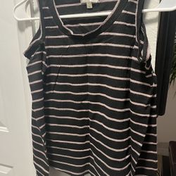 Long Sleeve Shirt With Shoulder Cut Outs