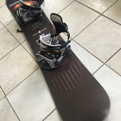 Snowboard Size 155 with Large Bindings