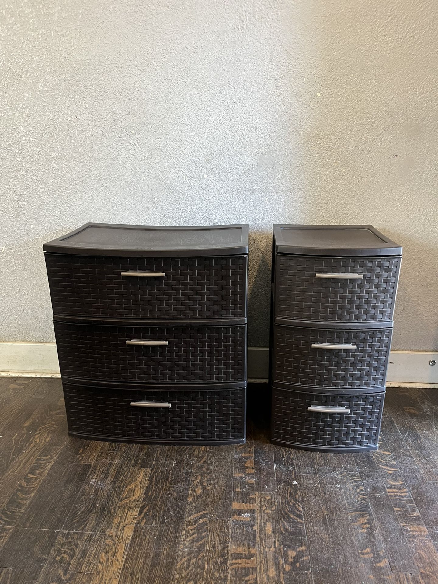  Drawer Wide Weave Tower, Plastic Décor Drawers with Pull Handles, Brown