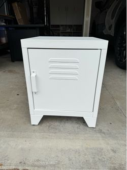 Storage locker and table