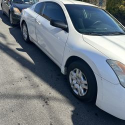 2009 Nissan Altima Coupe