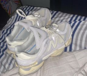  Balance 9060 quartz grey