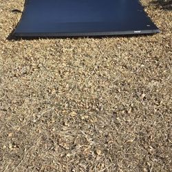 Oedro Soft Tri-fold Tonneau/Bed Cover