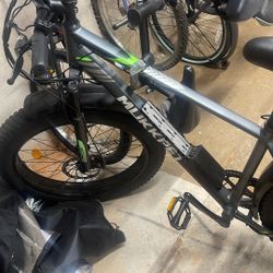 Mukkpet Electric Bike W/ Battery