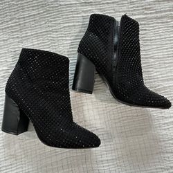 Size 8.5 ~ Sequin ✨Cowboy Carter 🤠Booties!!