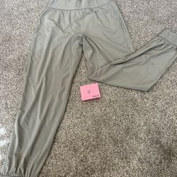 Lululemon Women’s pants  Size 6