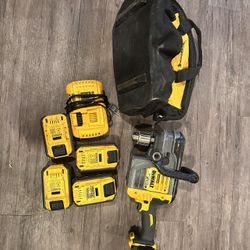 Delwalt Drill Hog And Batteries