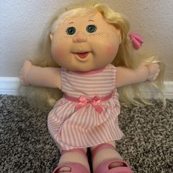 Cabbage Patch Kids 35 Year Anniversary Doll Leighton Violet NIB Special Edition