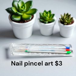 Nail Pincel