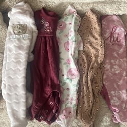 0-3 newborn sleepers - baby girls clothes