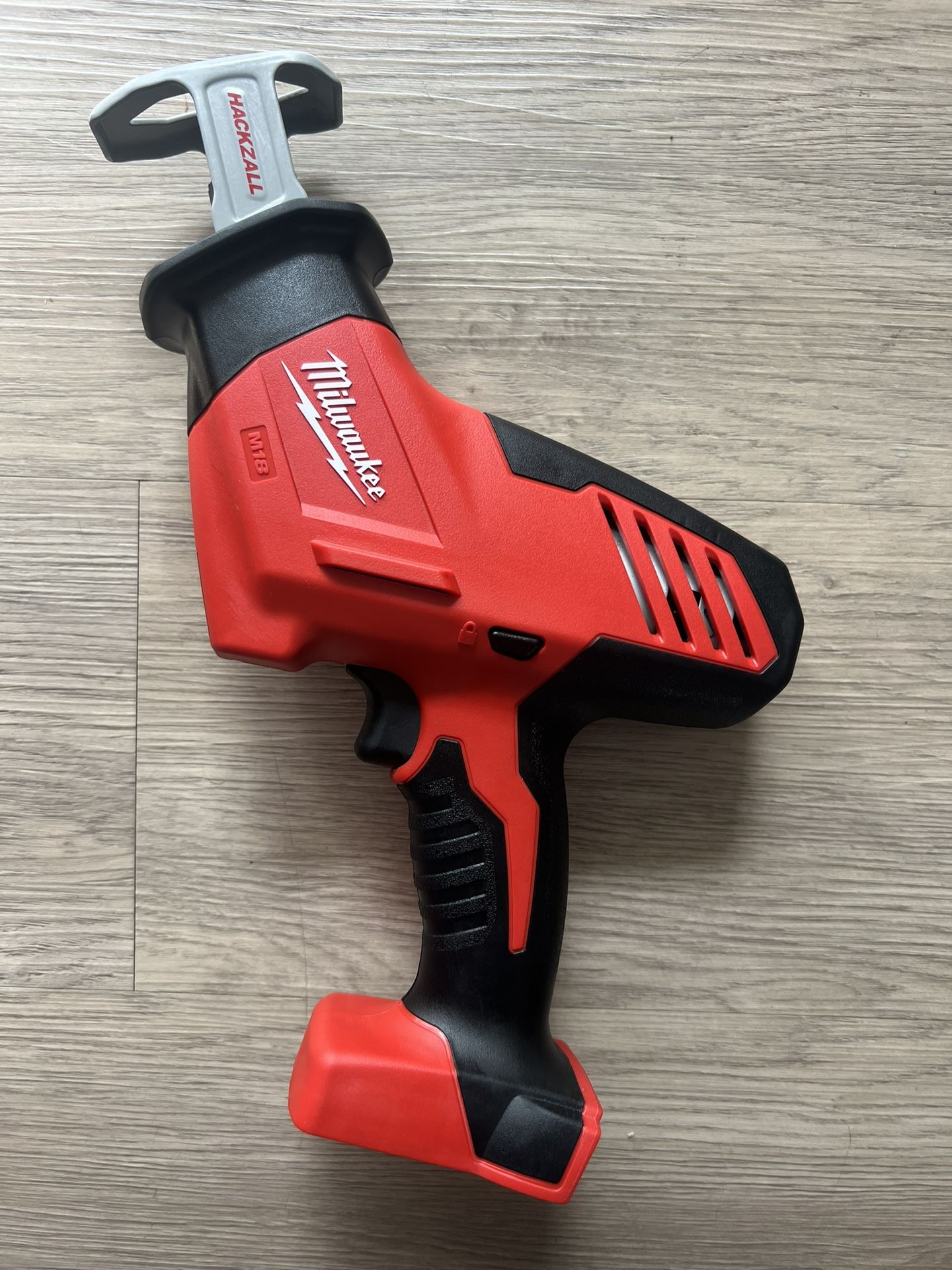 Milwaukee M18 18V Lithium-Ion Cordless HACKZALL Reciprocating Saw (Tool-Only