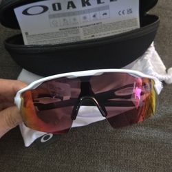 Radar EV Pitch Oakley