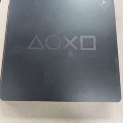 PS4 Slim Model 