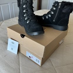 $65 UGG Boots Size 6